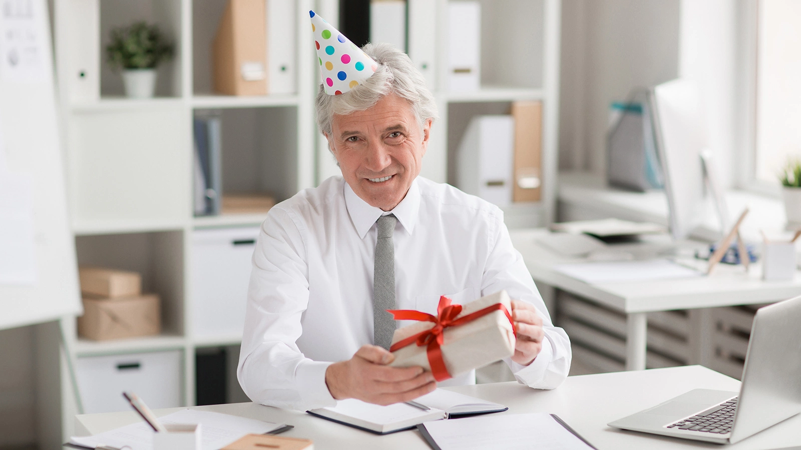 Поздравления с Днем руководителя в стихах и прозе