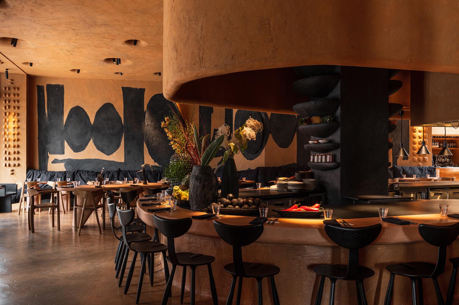 Интерьер ресторана Maya