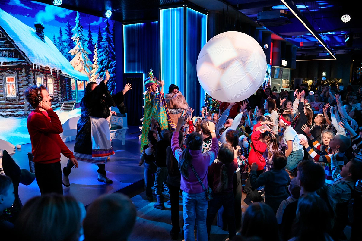 В Национальном центре «Россия» стартовал новогодний проект