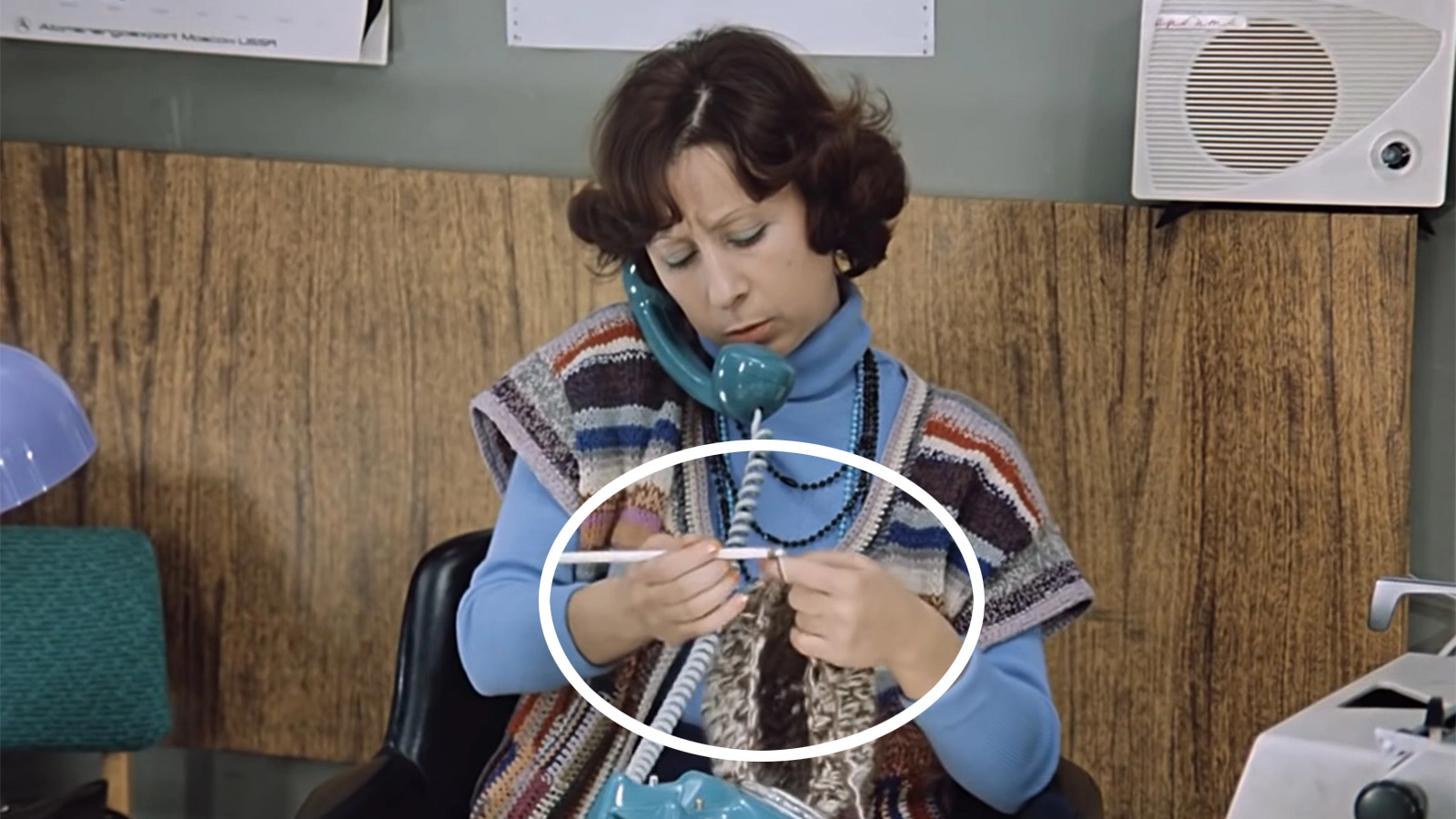 Киноляп в «Служебном романе» не замечали 48 лет. Дело в маникюре Верочки