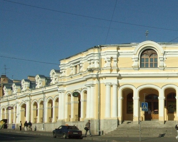 Турфирма в гостином дворе в пушкине