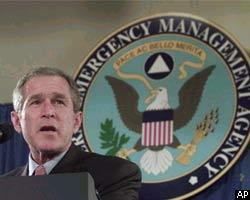 Буш: за бомбами последует гумпомощь