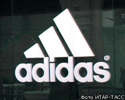 Прибыль Adidas в 2009г. снизилась более чем вдвое на фоне кризиса