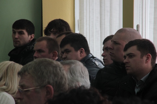 Участники слушаний. Фото: Иван Марков
