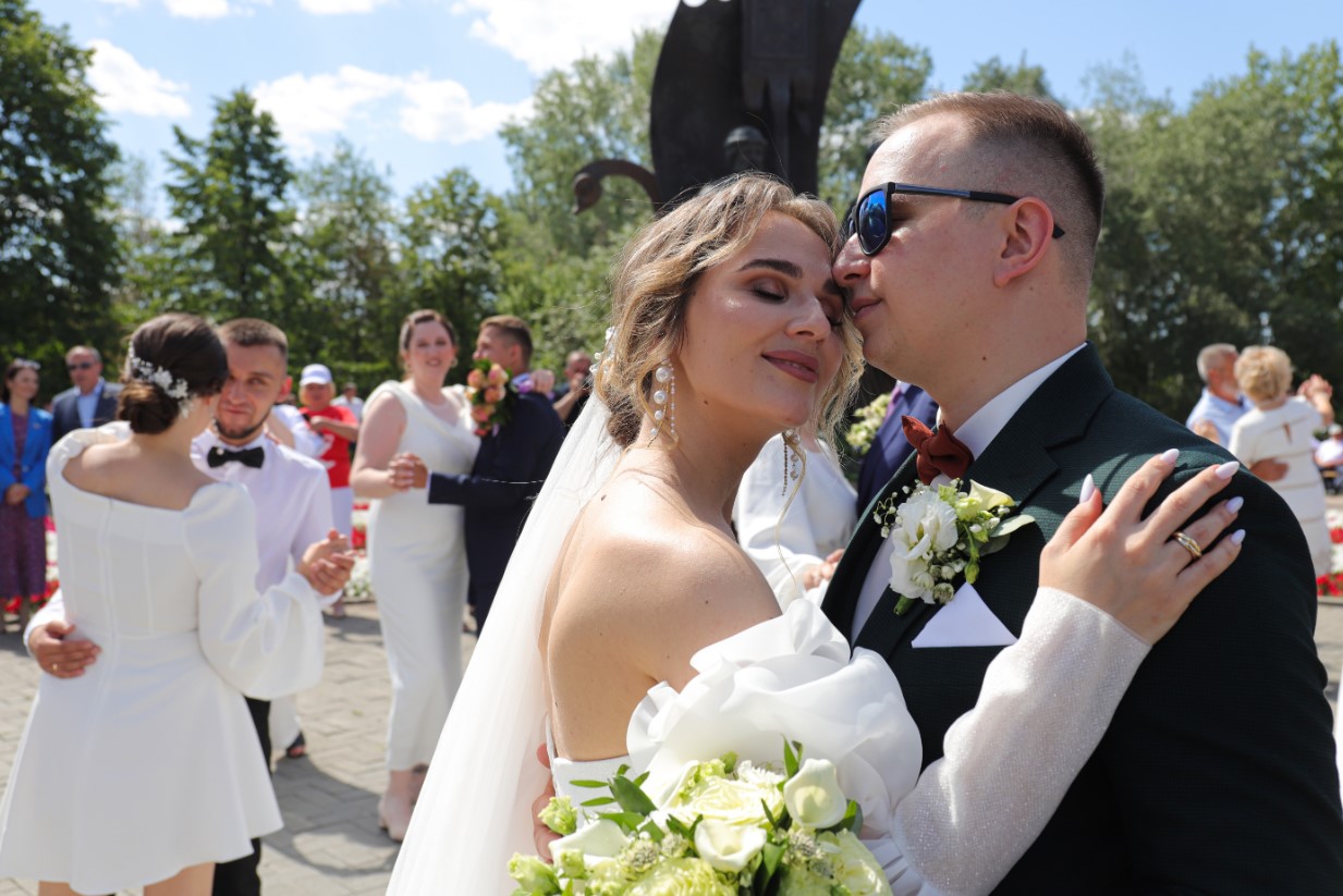 Праздник за 700 тыс.: тюменцы на 25% чаще стали организовывать свадьбы