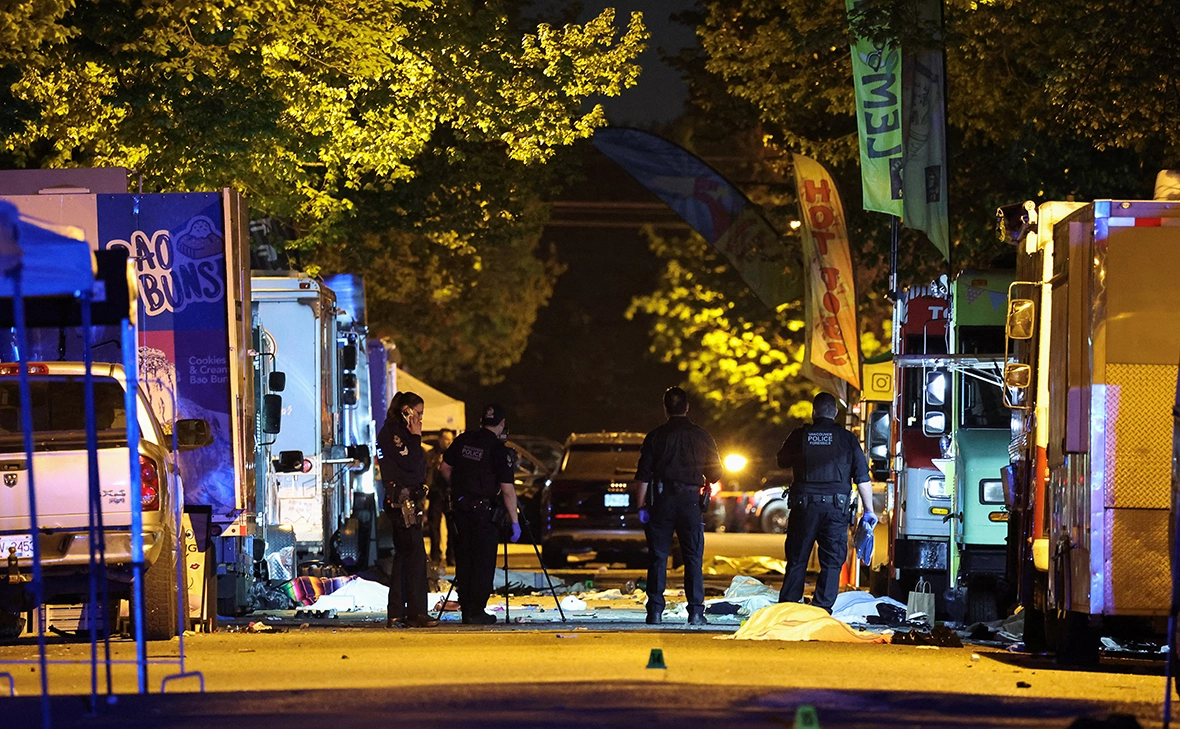 Chris Helgren / Reuters