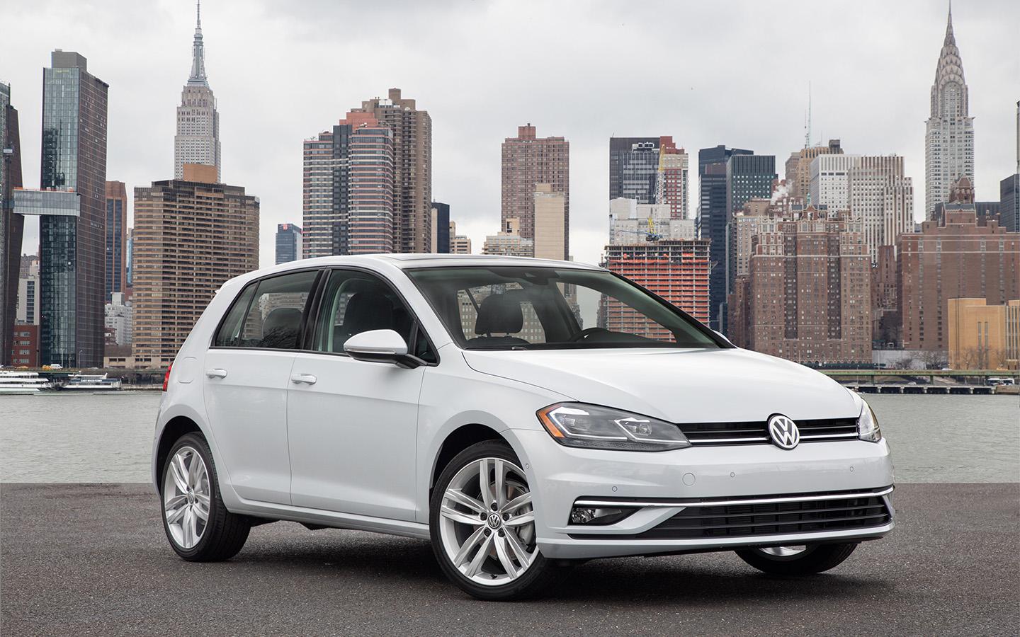 «Спрос рухнул». Какие иномарки до 160 л.с. чаще всего заказывают из США