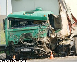 Автобус столкнулся с грузовиком на трассе "Дон" в Липецкой области