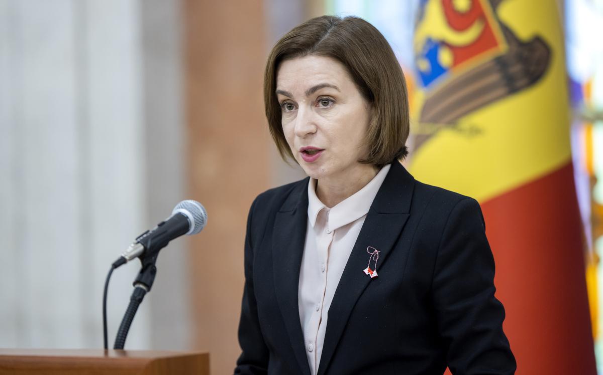 Санду заявила, что большинство молдаван против объединения с Румынией