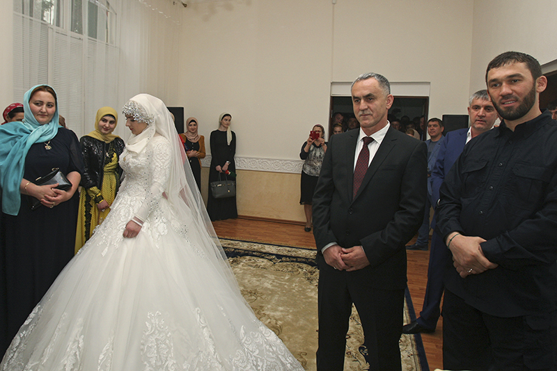 Кадыров прокомментировал скандальную чеченскую свадьбу
