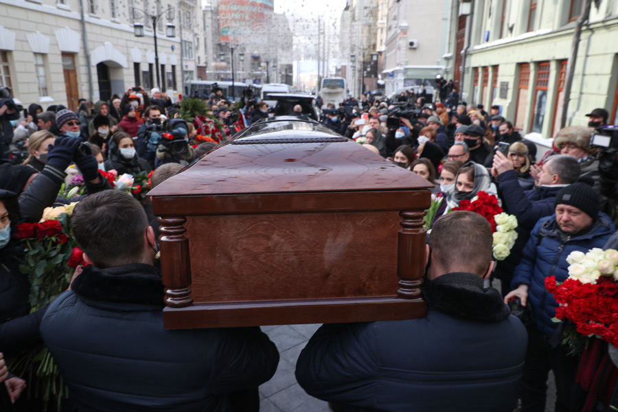 Похороны андрея морозова мурза. В Москве простились с Андреем Мягковым.