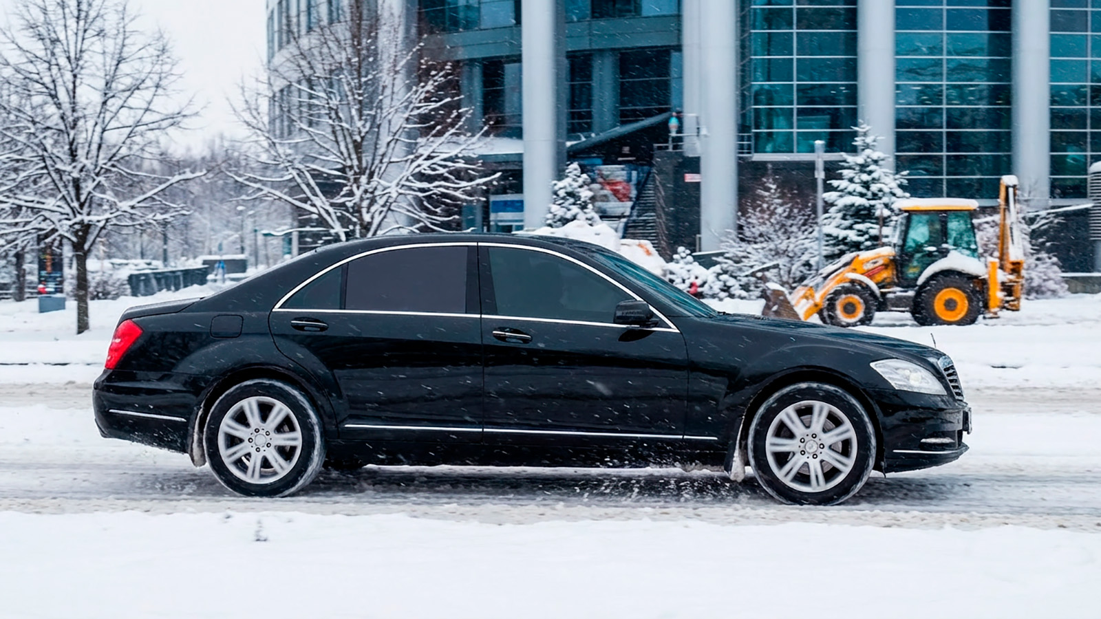 В России начнут штрафовать за тонировку на любых автомобилях