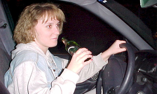 В центре Москвы пьяная женщина-водитель протаранила 6 автомобилей
