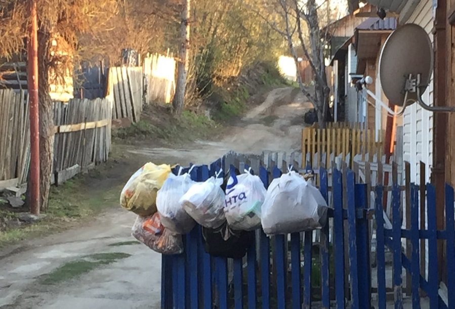 Проблемы с вывозом мусора в МУП &laquo;САХ&raquo; запланировали решить в течение месяца