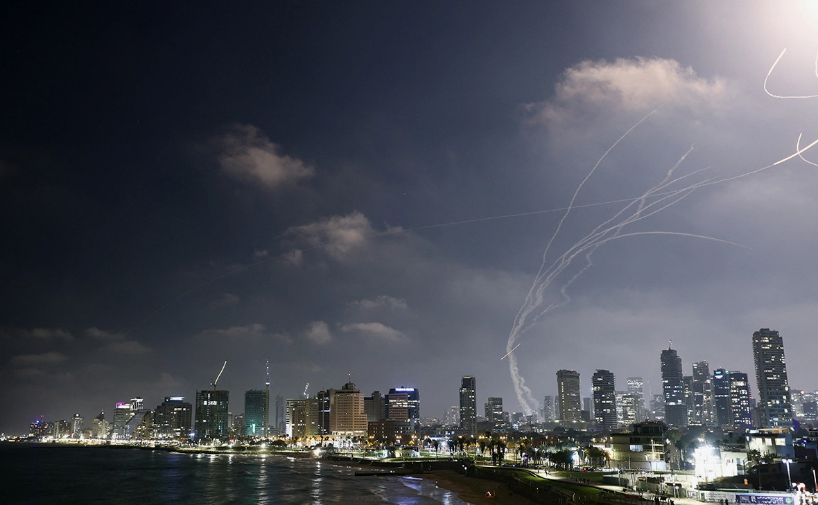 Jamal Awad / Reuters