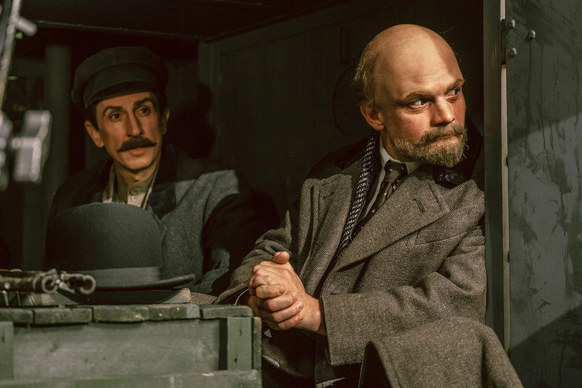 Кадр из сериала «Хроники русской революции»