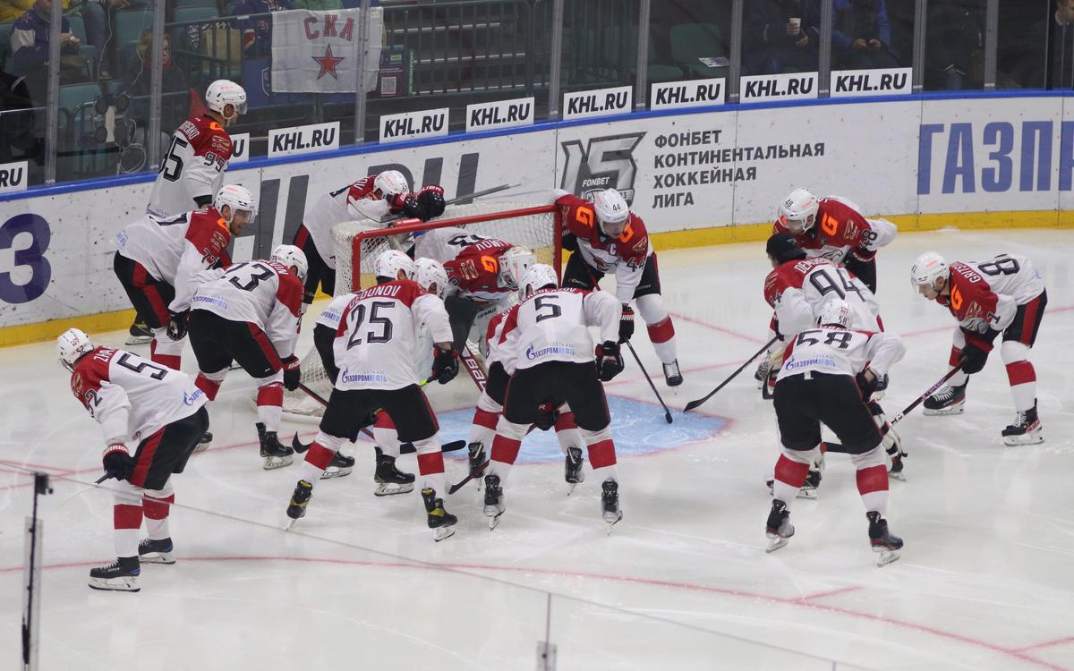 «Авангард» вышел в четвертьфинал плей-офф КХЛ