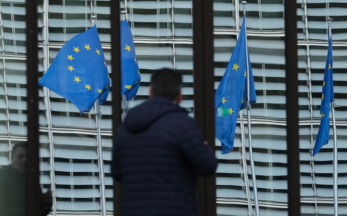 Послы ЕС согласовали первый транш Украине из помощи на €50 млрд