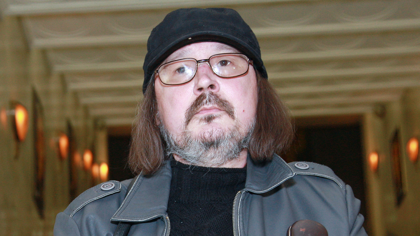 Режиссер Алексей Балабанов на премьере своего фильма «Кочегар». 5 октября 2010 года