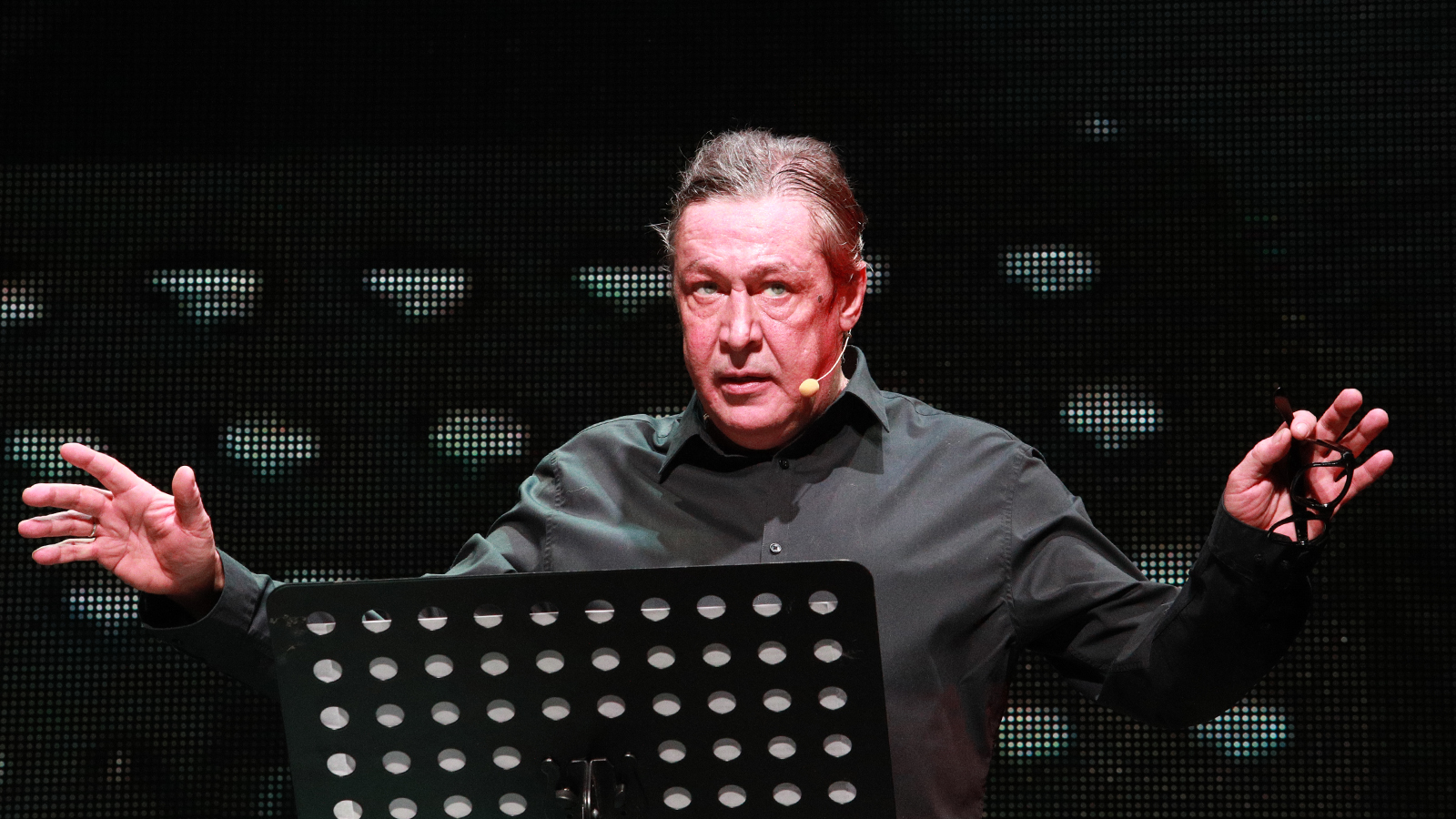 Михаил Ефремов