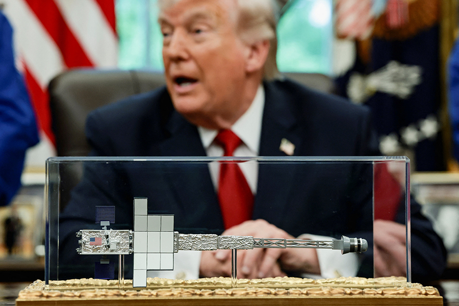 Evelyn Hockstein / Reuters