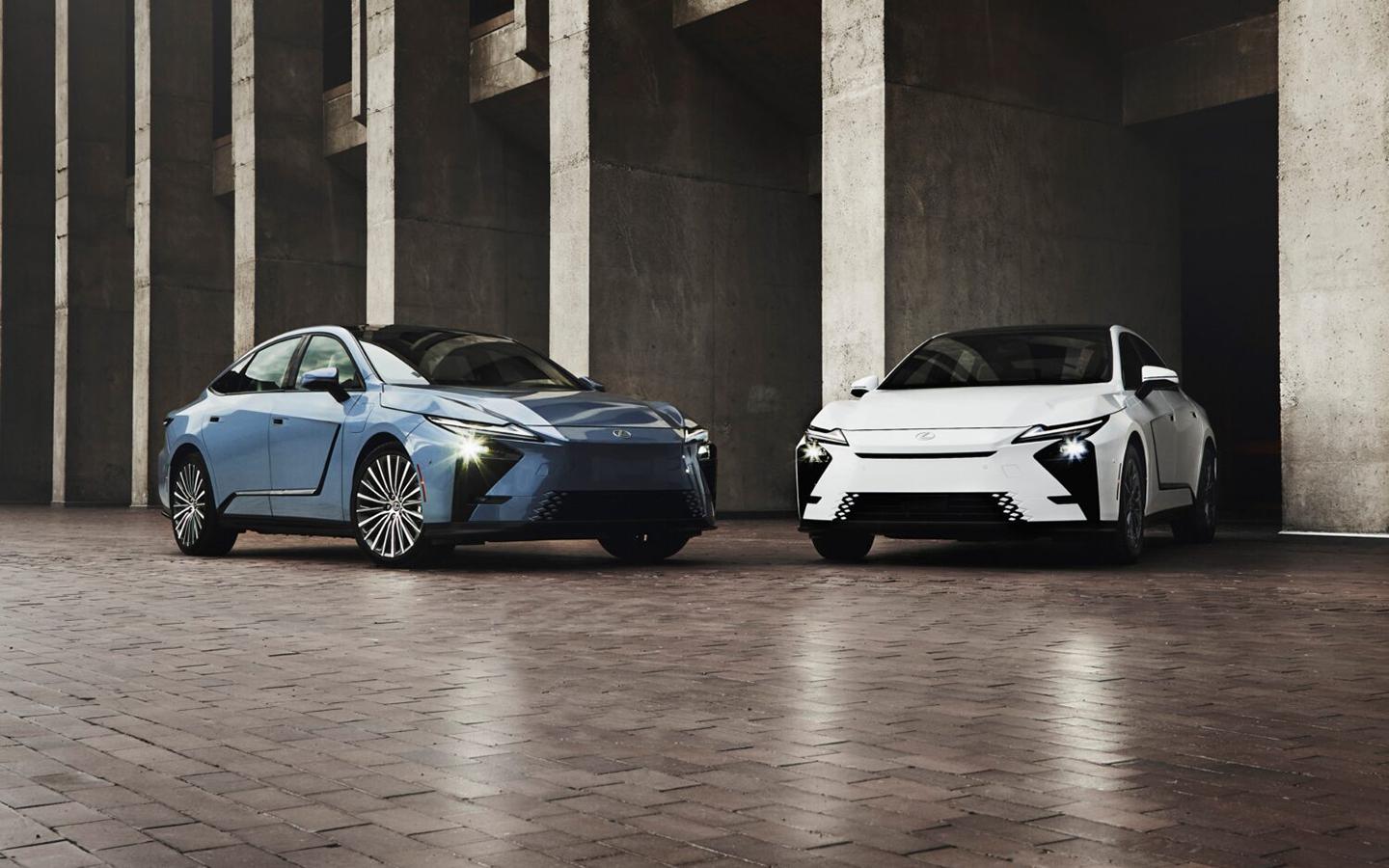 Новый Lexus ES получил гибридную и электрическую версии. Раскрыты цены