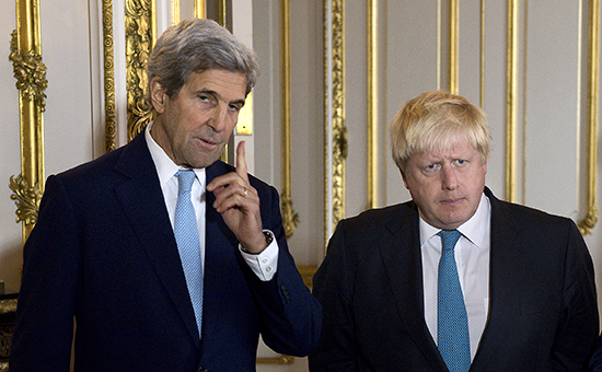Госсекретарь США Джон Керри и&nbsp;министр иностранных дел Великобритании Борис Джонсон
