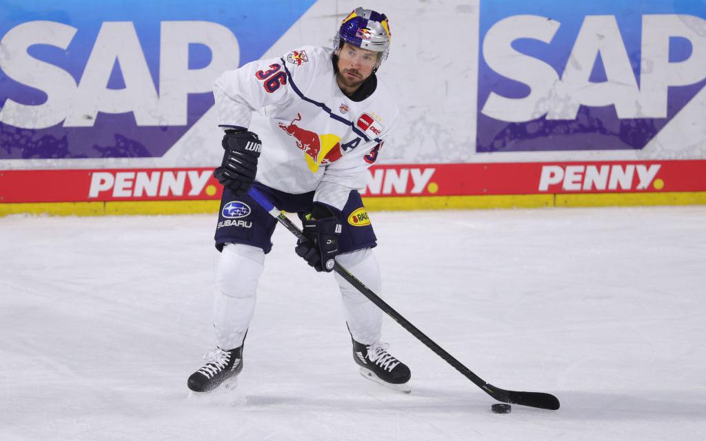 Призера ОИ-2018 по хоккею дисквалифицировали на четыре года за допинг