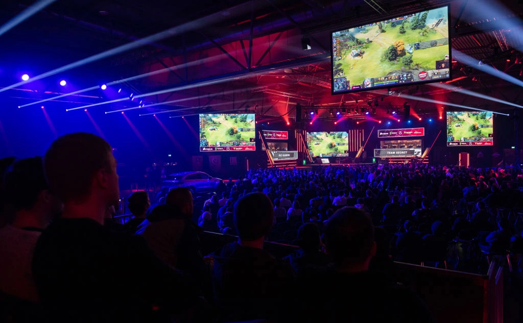 Jens Schlueter / Getty Images