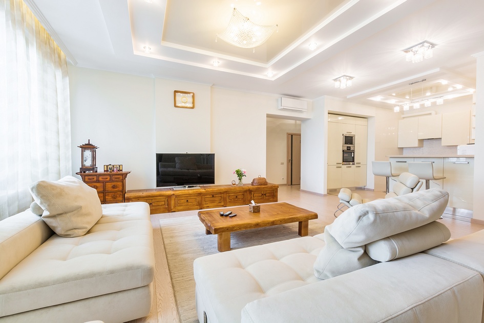 Российско-корейский дизайн получила трехкомнатная квартира свободной планировки площадью 120 кв. м

