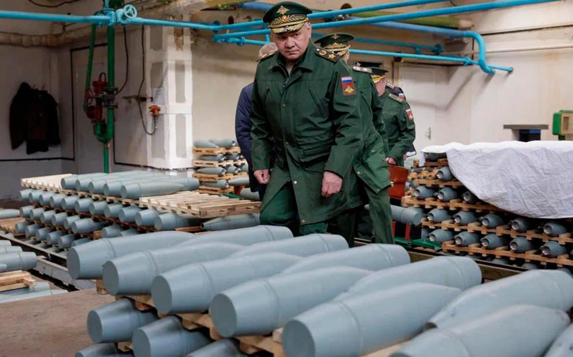 Шойгу поручил контролировать поставки боеприпасов в зону военной операции