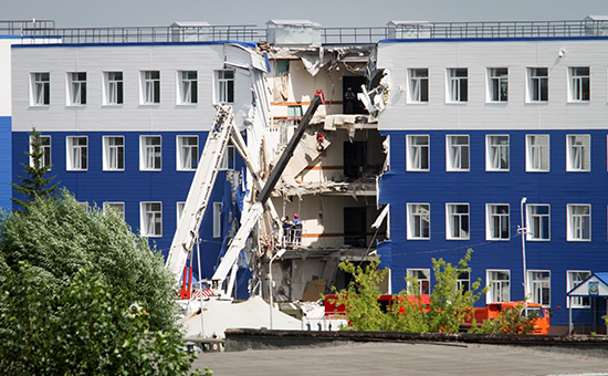 Последствия катастрофы в учебном центре ВДВ под Омском
