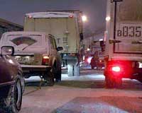 ГИБДД Москвы просит водителей быть предельно внимательными в связи с неблагоприятными погодными условиями