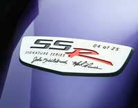 На первой партии Chevy SSR стоят автографы руководителей компании GM