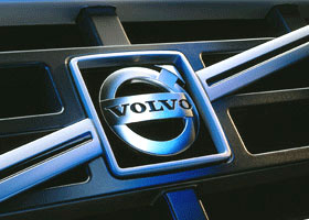 Продажи Volvo в России составили 2.325 автомобилей за 6 месяцев 2005г.
