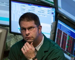Эксперты: Политика пришла на фондовый рынок