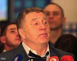 В.Жириновский призвал вооружать деревни и села