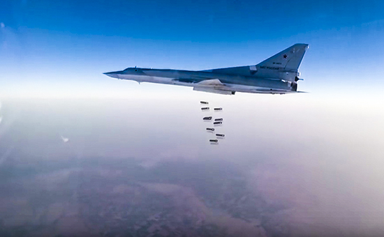 Дальние сверхзвуковые бомбардировщики-ракетоносецы Ту-22 М3


