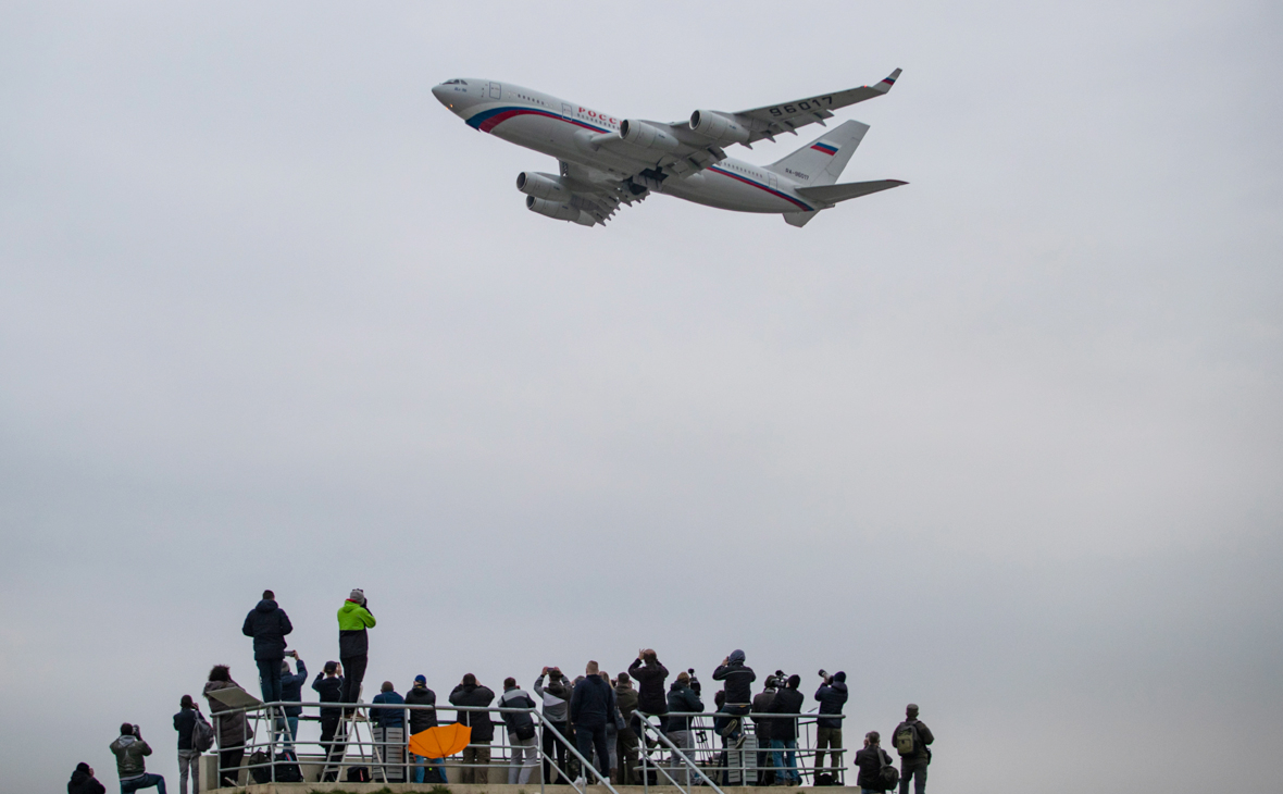 Самолет с российскими дипломатами на борту, вылетевший из Праги в Москву 19 апреля 2021 года