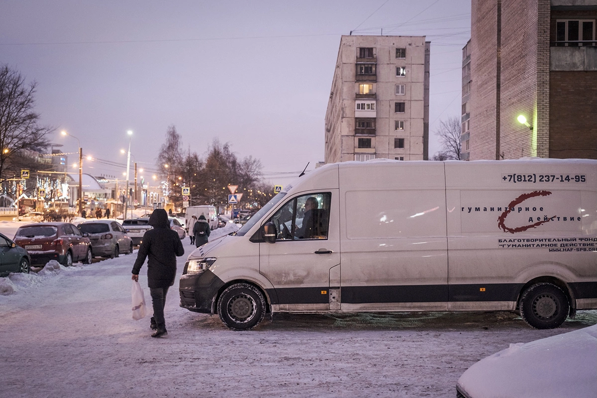 Микроавтобус, также исполняющий функцию пункта помощи