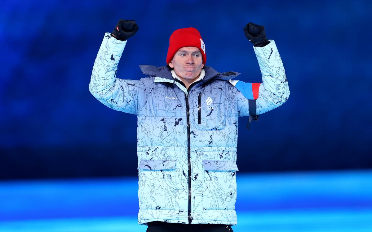 Трехкратный олимпийский чемпион Александр Большунов