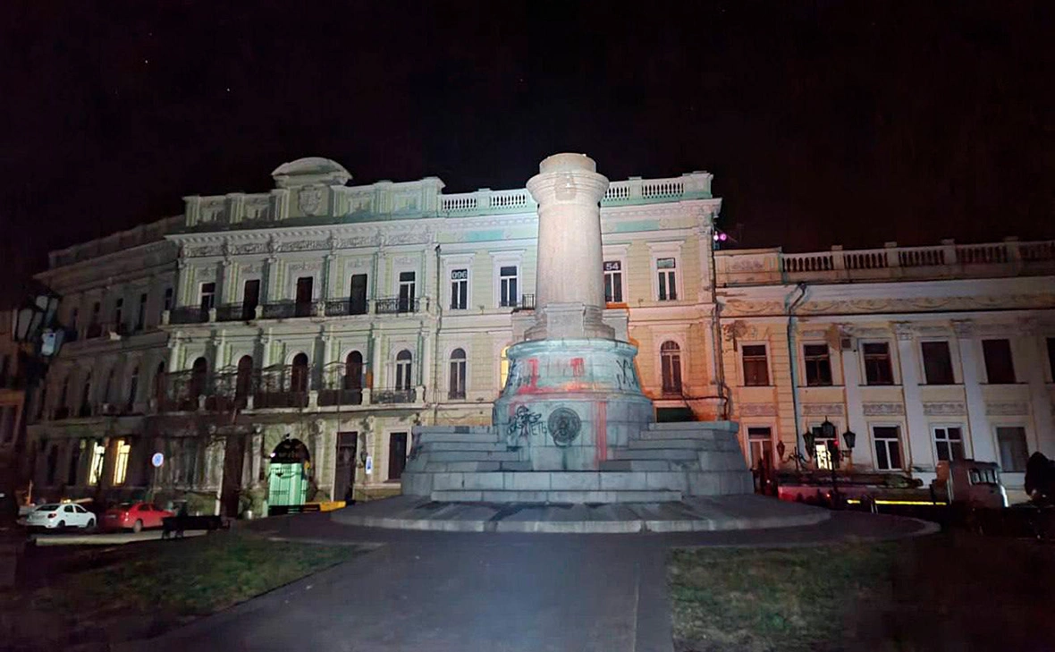 Cover Images / Keystone Press Agency / Global Look Press