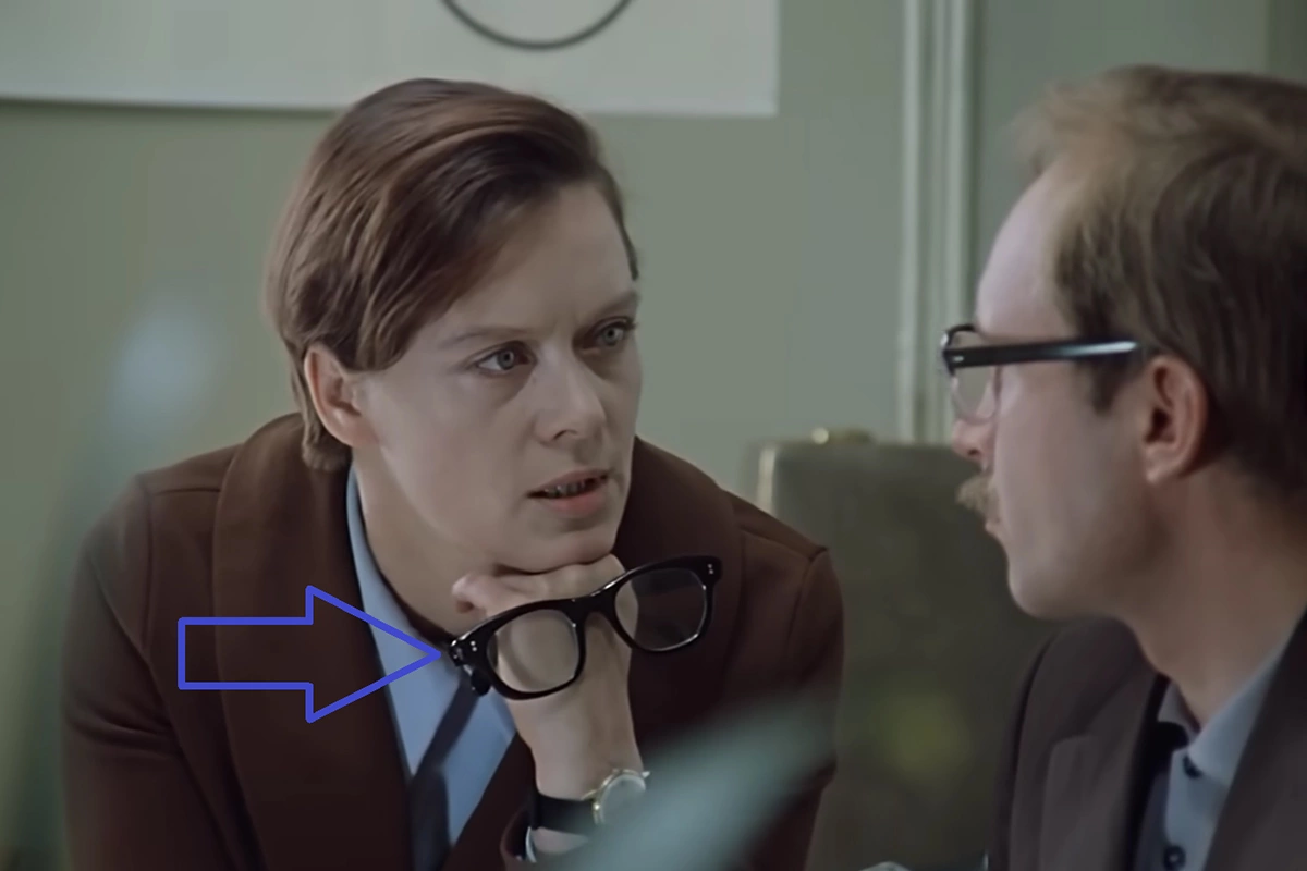 Кадр из фильма «Служебный роман» (1977), режиссер Эльдар Рязанов