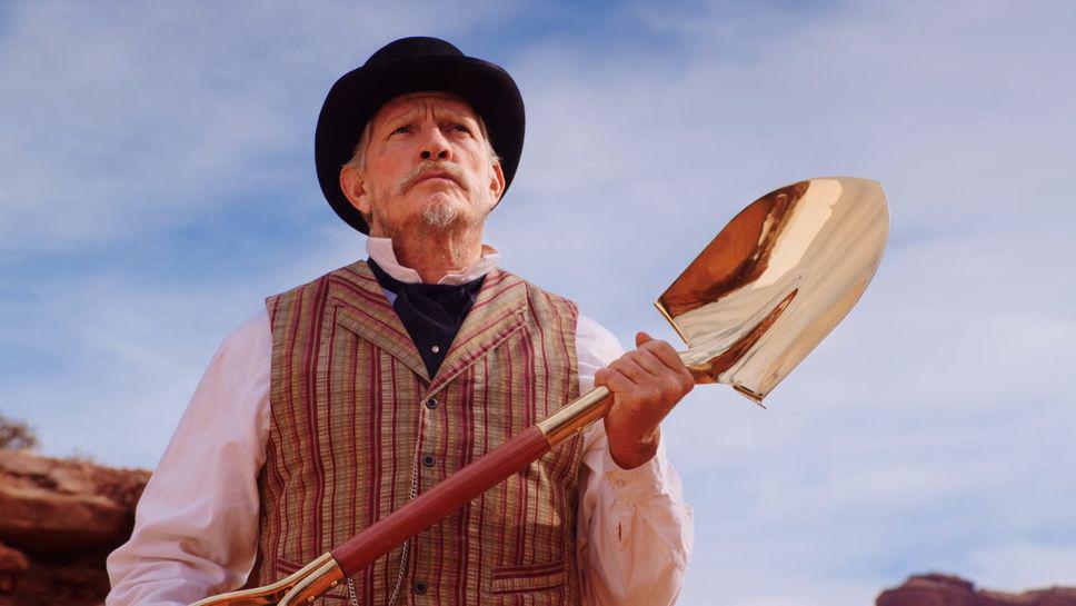 Кадр из фильма «Легенда о счастливом работнике»