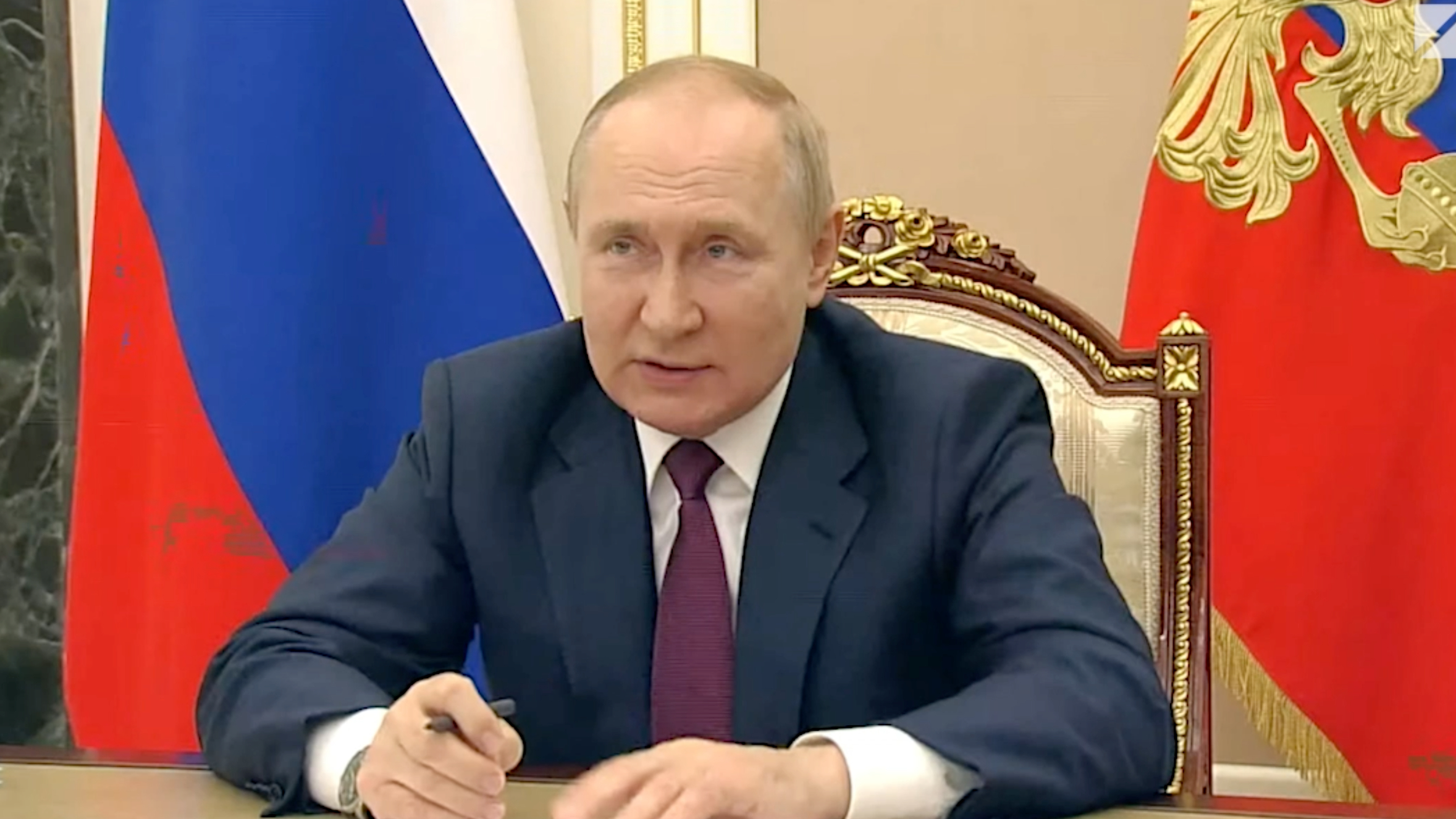 Путин оценил, что на восстановление ДНР и ЛНР уйдут «месяцы и годы»