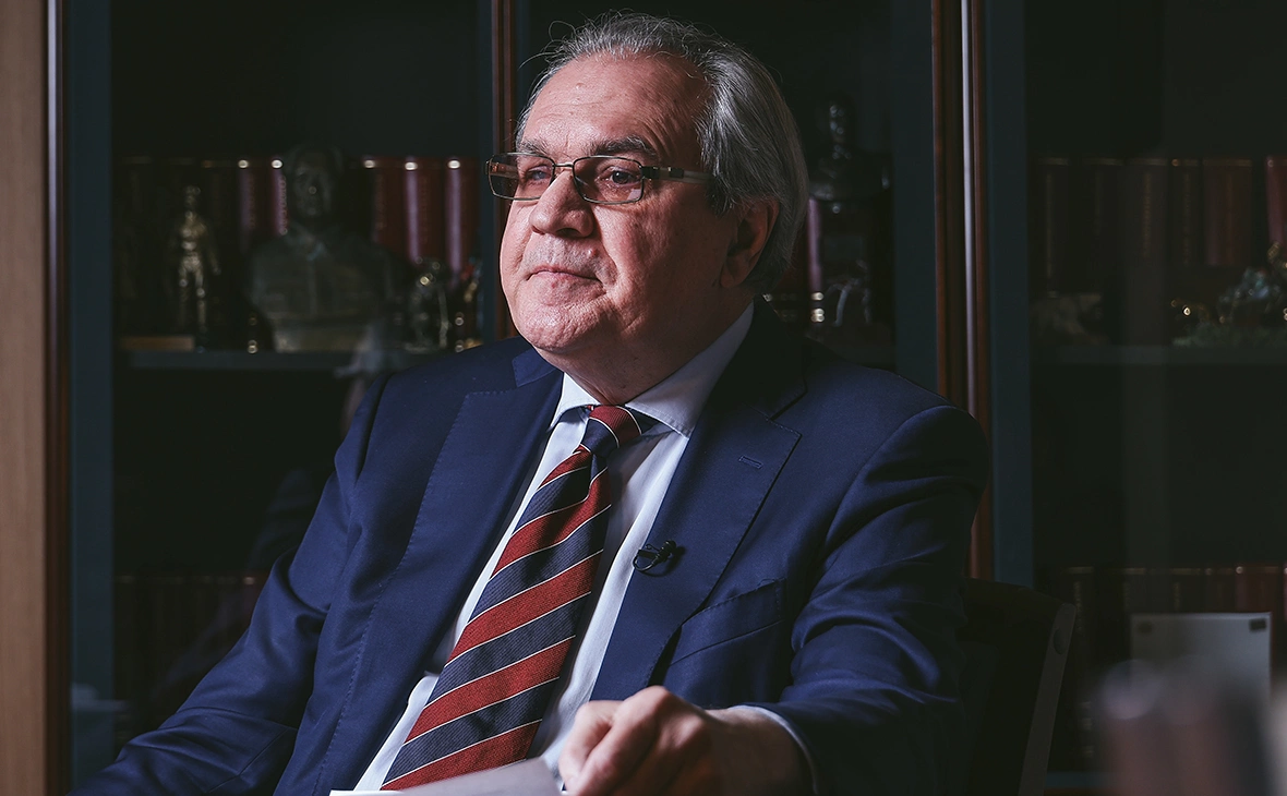 Глава СПЧ назвал преждевременным введение оценок за поведение в школе