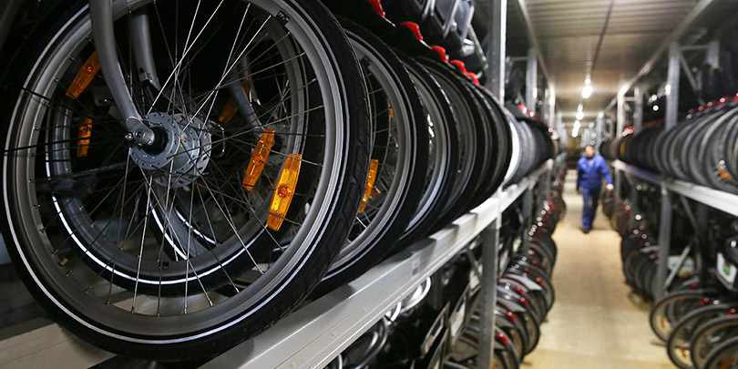 Фонд Юрия Мильнера вложился в сервис совместного проката велосипедов