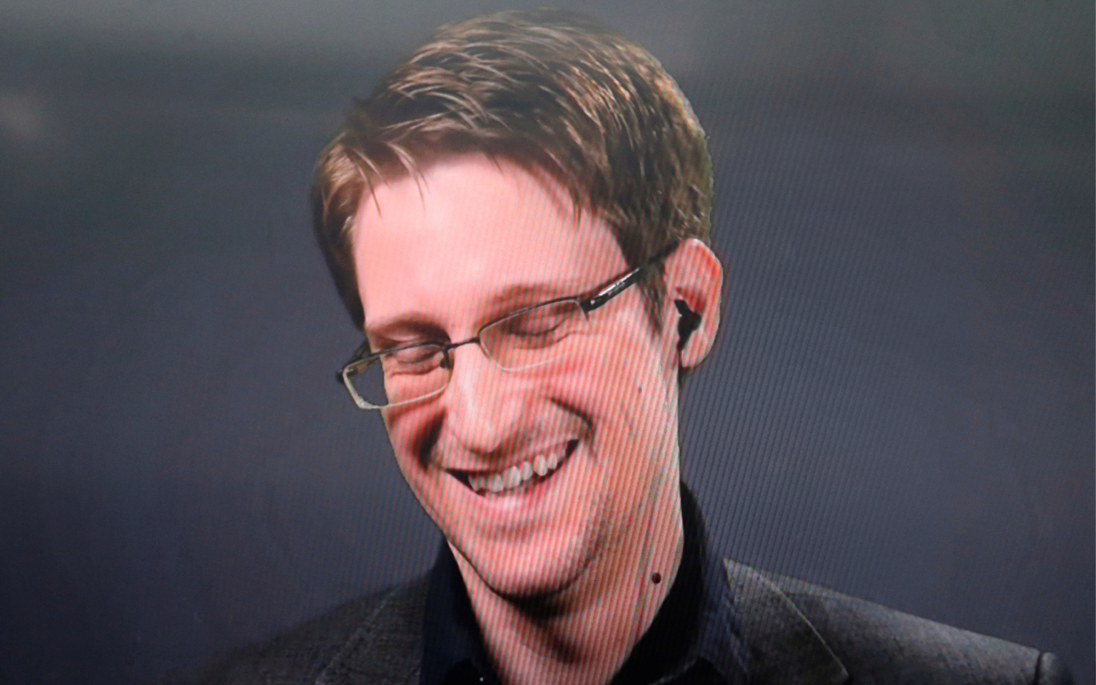 Сноуден сообщил о своей тайной женитьбе в России