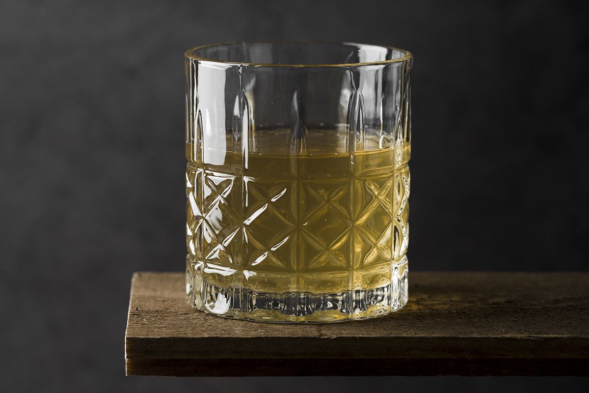 Becherovka или Бехеровка — настойка или ликер из трав и специй, точный состав, которого тщательно скрывается на протяжении более 200 лет