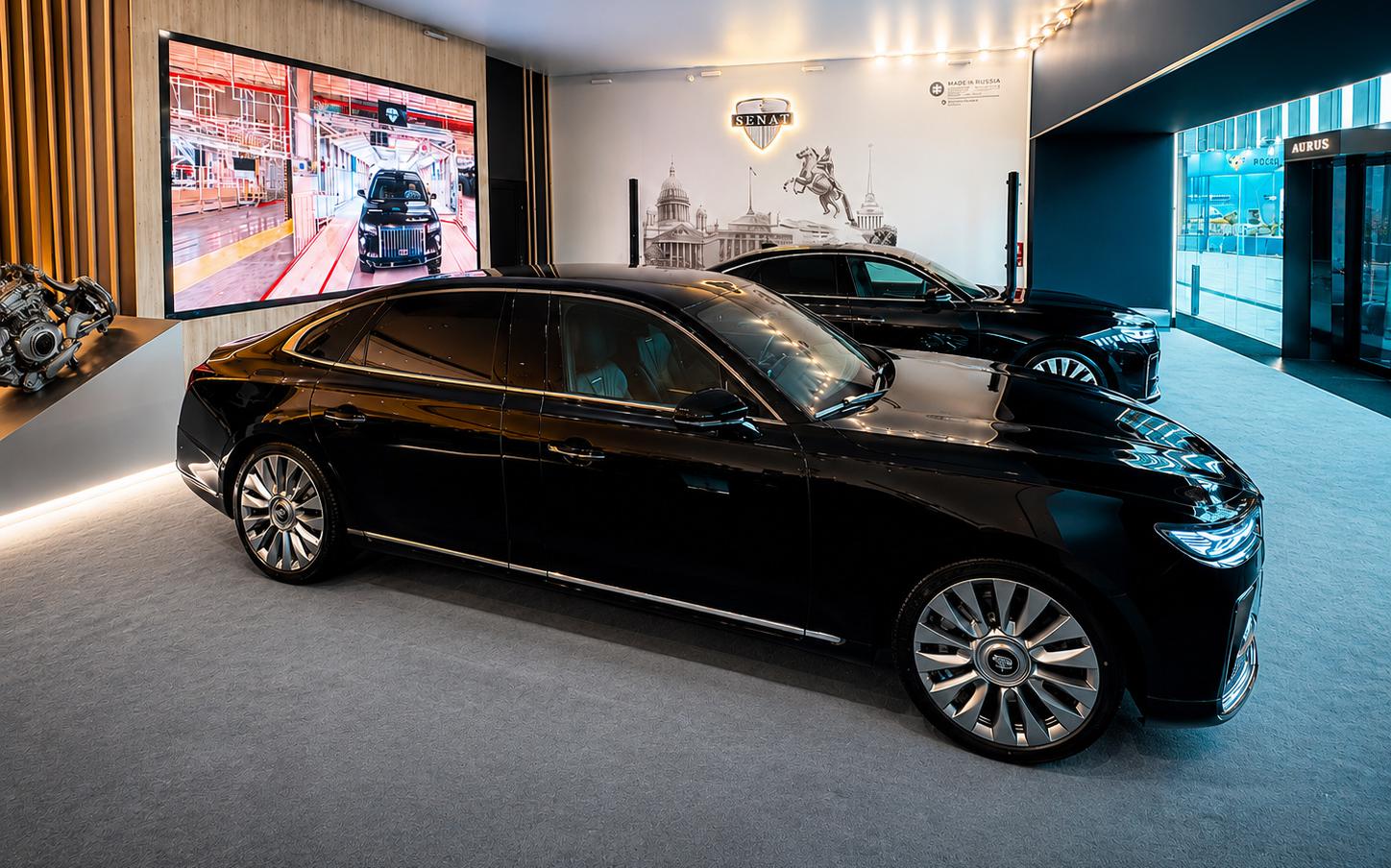 Новый люксовый седан Senat 1000 сравнили на ПМЭФ с Mercedes S-Class